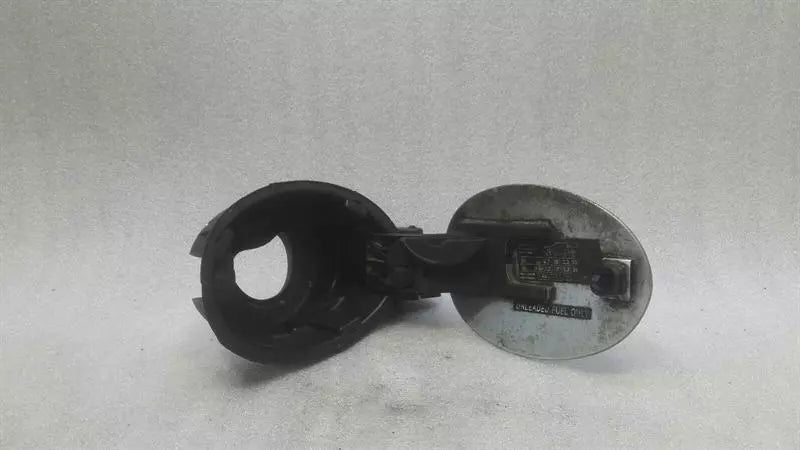 Mercedes SL R230 fuel filler cap A2307570509 fuel cap fuel flap flap