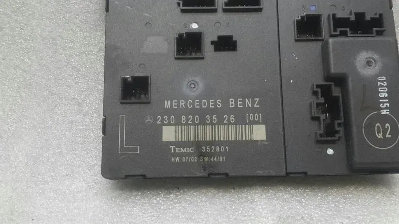 Mercedes SL R230 Left Door Module A2308203526 Door Control Unit Left