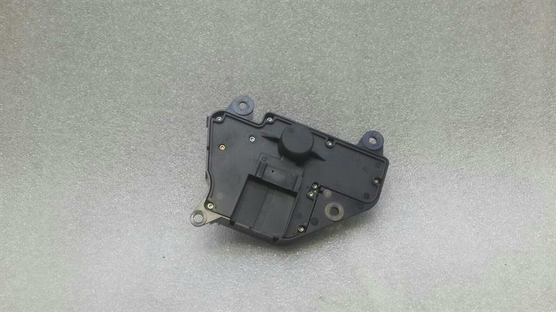 Mercedes SL R230 Right Seat Switch A2308211251 Seat Switch RE Heating Heated.