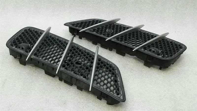 Mercedes SL R230 Bonnet Grille Set A2308300118 Bonnet Grille Set