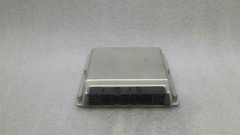 Mercedes SL R230 Engine ECU A1131532779 Engine Control Unit M113 V8 SL500