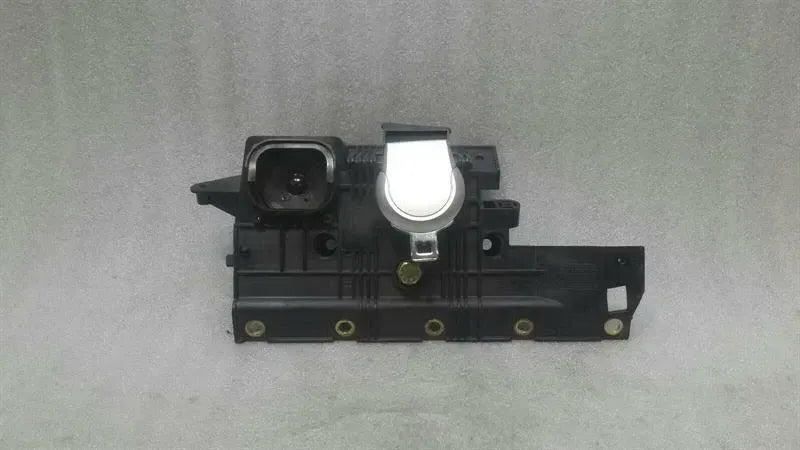 Mercedes SL R230 rear left seat belt A2308680131 seat belt rear li