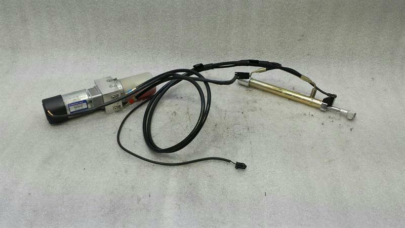 Mercedes W221 boat hydraulic pump A2218000148 tailgate hydraulic pump.