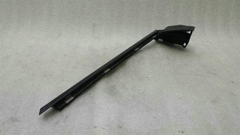 Mercedes SL R230 rear right body moulding A2306730265 strip rear right