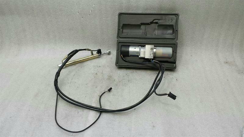 Mercedes W221 boat hydraulic pump A2218000148 tailgate hydraulic pump.