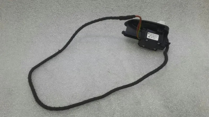 Mercedes SL R230 RHD window switch A2308203010 right handlebar.
