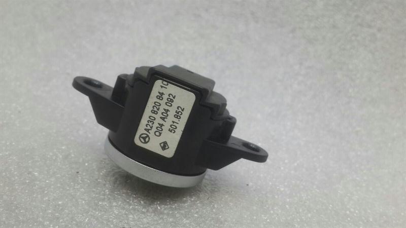 Mercedes SL R230 Boot Lid Switch A2308208410 Tailgate Switch
