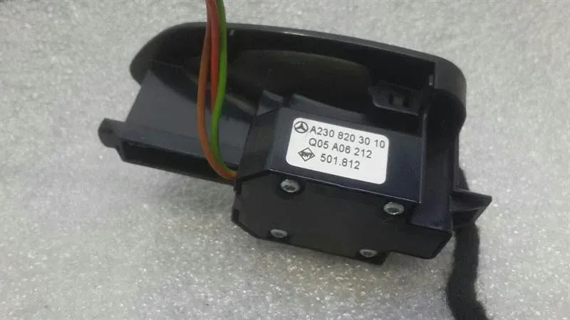 Mercedes SL R230 RHD window switch A2308203010 right handlebar.