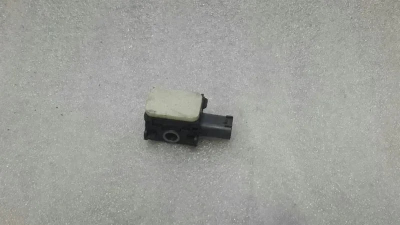 Mercedes ML W164 X164 W251 Crash Sensor A0038202926 Impact Sensor