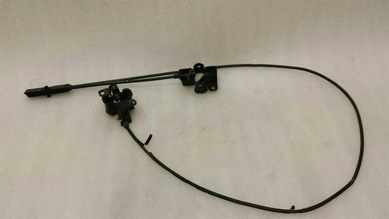 Mercedes CL W216 Bonnet Lock A2218800260 Bonnet Lock