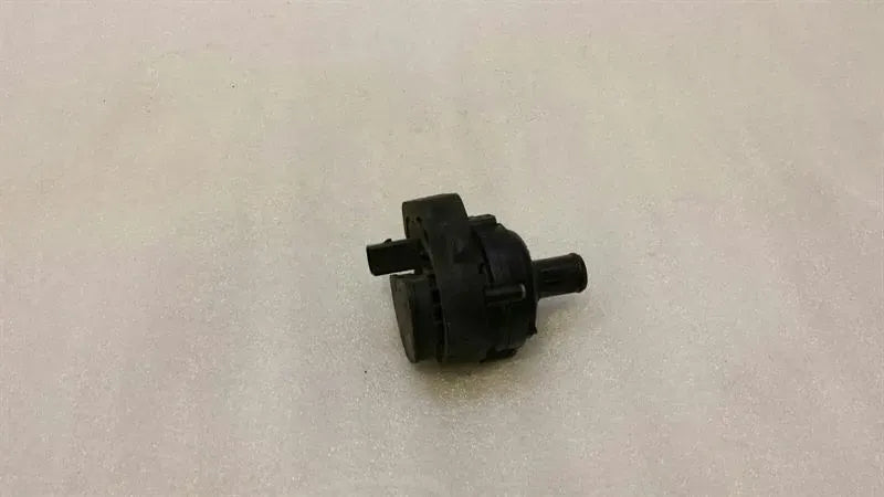 Mercedes CL W216 Additional Cooling Pump A2118350028 Coolant Pump Pump