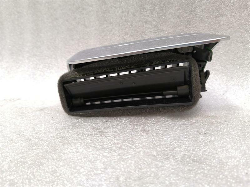 Porsche Panamera 970 RRH B-post air vent 97055535201 ventilation nozzle ventilation grille
