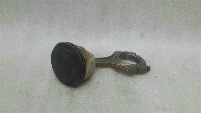 BMW 3 Series E92 E90 M3 PISTON CONROD 7840922 PISTON S65 4.0