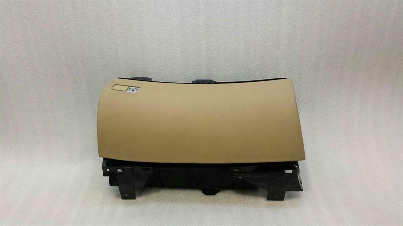 Mercedes S-Class W221 Glovebox A2216800191 Glove Tray