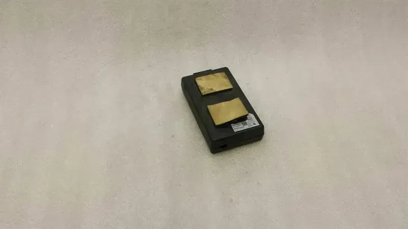 Mercedes E Class W211 IPOD interface module B67824252 control unit
