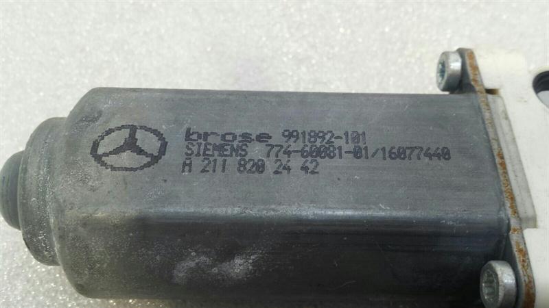 Mercedes E Class W211 door window engine A2118202442 power window motor