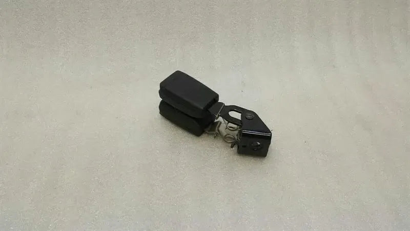 Mercedes E Class W211 Belt Buckle A2118804669 Belt Buckle