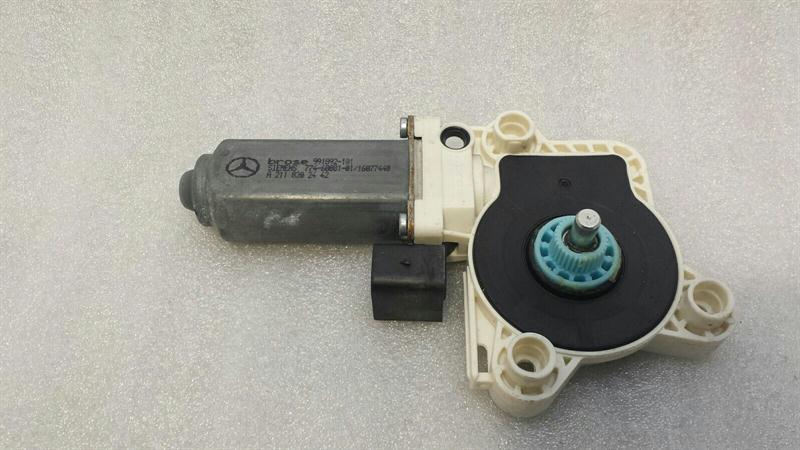 Mercedes E Class W211 door window engine A2118202442 power window motor