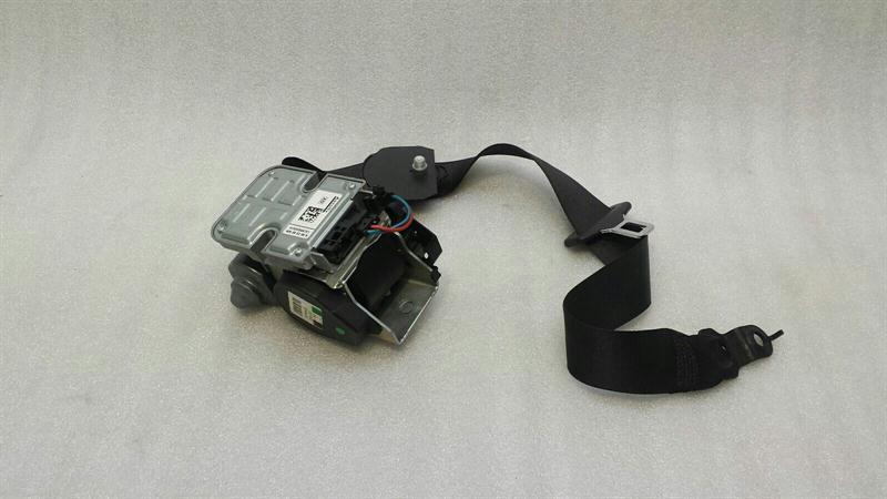 Mercedes E Class W211 front seat belt A2118605886 seat belt belt front RE