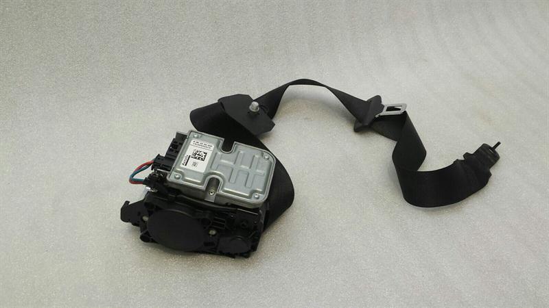 Mercedes E Class W211 front seat belt A2118605886 seat belt belt front RE