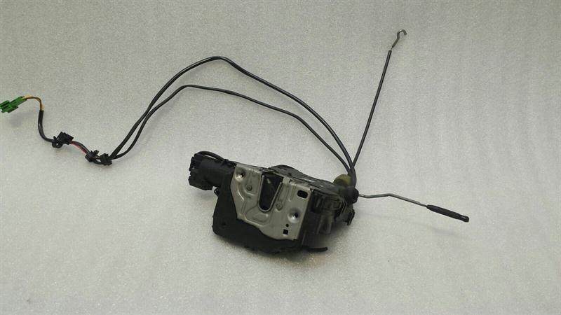 Mercedes E Class W211 FRH door lock A2117501235 door lock front right keyless