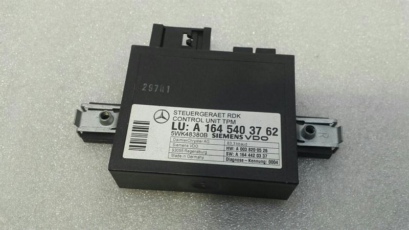 Mercedes E Class W211 Tyre Pressure Sensor A1645403762 Tire Pressure Control Unit