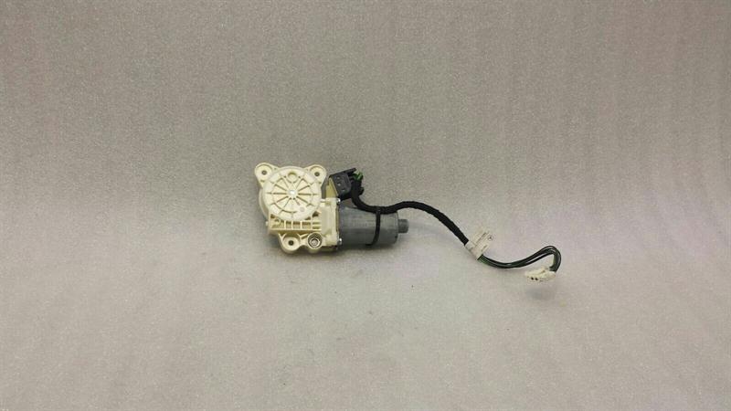 Mercedes E Class W211 Door Window Motor A2118203042 Window Regulator Motor RE