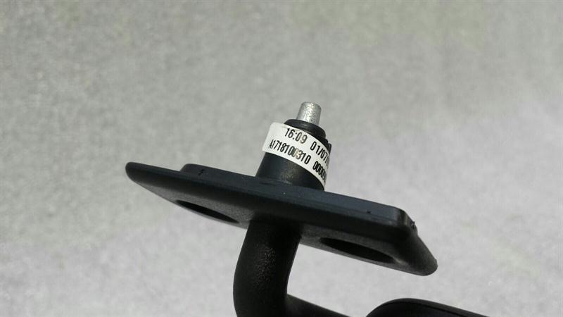 Mercedes SLK55 AMG R171 Left Sun Viewfinder A1718100310 Sun Bezel Left