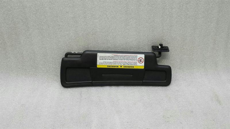 Mercedes SLK55 AMG R171 Left Sun Viewfinder A1718100310 Sun Bezel Left