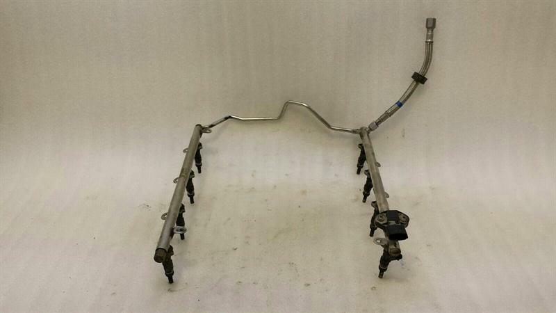 Mercedes W221 Fuel Rail A1560701795 Injection Strip Pipe Distributor M156 S63 SET