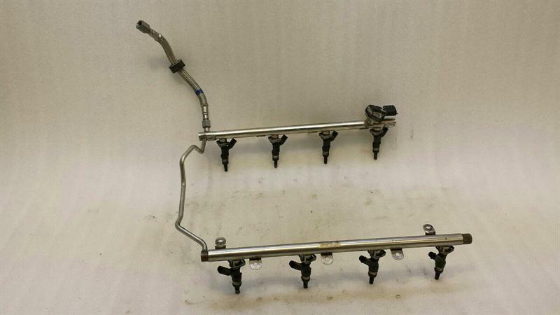 Mercedes W221 Fuel Rail A1560701795 Injection Strip Pipe Distributor M156 S63 SET