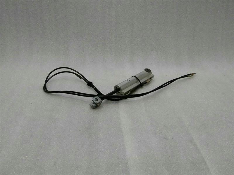Mercedes SLK R171 Left Hydraulic Cylinder A1718000372 Hydraulic Cylinder Li