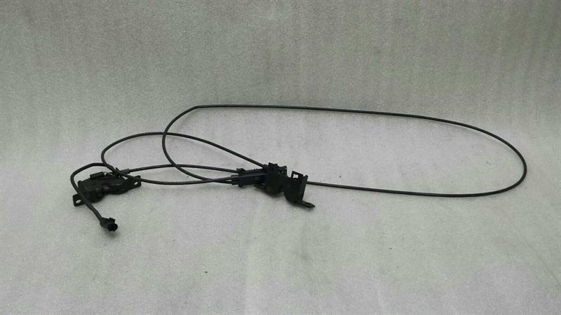Mercedes SLK R171 Bonnet Lock A2308800060 Hood Lock
