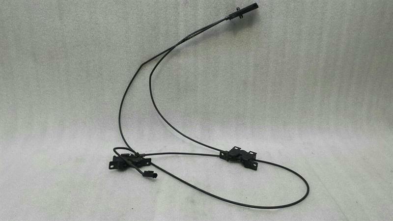 Mercedes SLK R171 Bonnet Lock A2308800060 Hood Lock