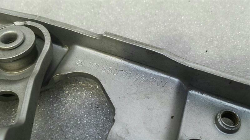 Mercedes SLK R171 Bonnet Hinge A1718800128 Hood Hinge Set