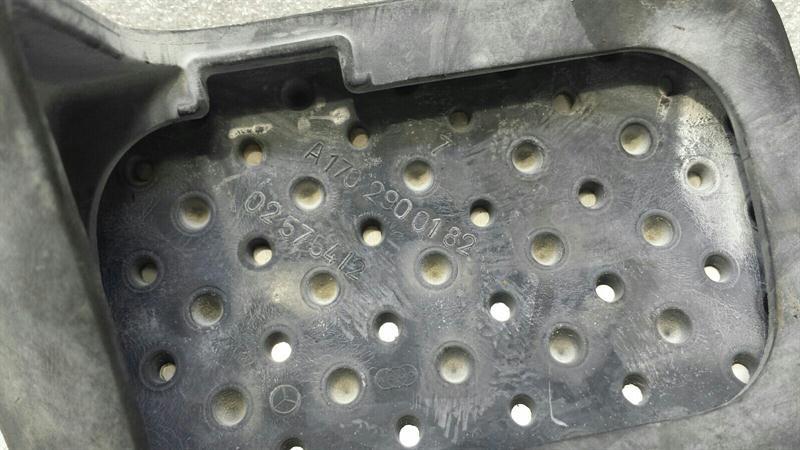 Mercedes SLK55 R171 Brake Pedal Cover A1702900182 Brake Pedal Cover AMG