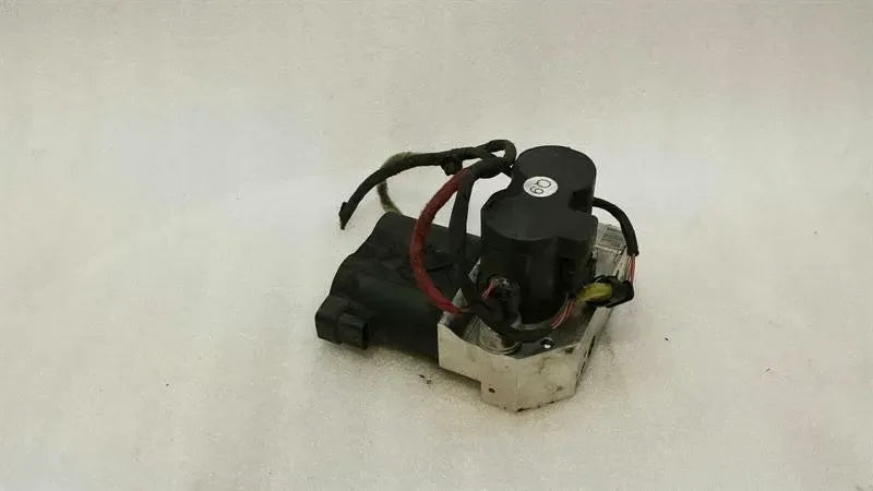 Mercedes CL W216 W221 Rear ABC Hydraulic Valve A2213200358 Hydraulic Valve