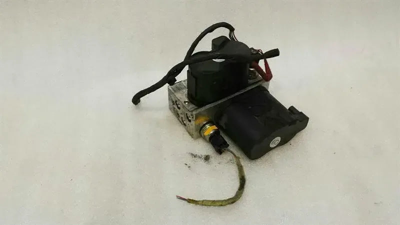 Mercedes CL W216 W221 Rear ABC Hydraulic Valve A2213200358 Hydraulic Valve