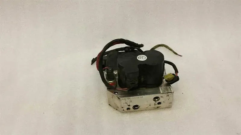 Mercedes CL W216 W221 Rear ABC Hydraulic Valve A2213200358 Hydraulic Valve