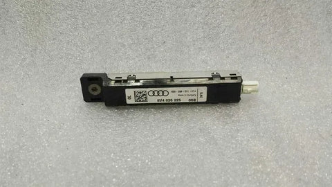 Audi S3 8V aerial / antenna 8V4035225 antenna.