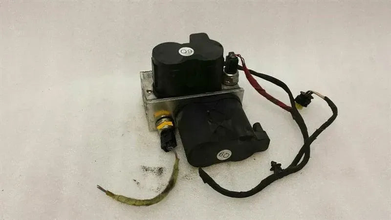 Mercedes CL W216 W221 Rear ABC Hydraulic Valve A2213200358 Hydraulic Valve