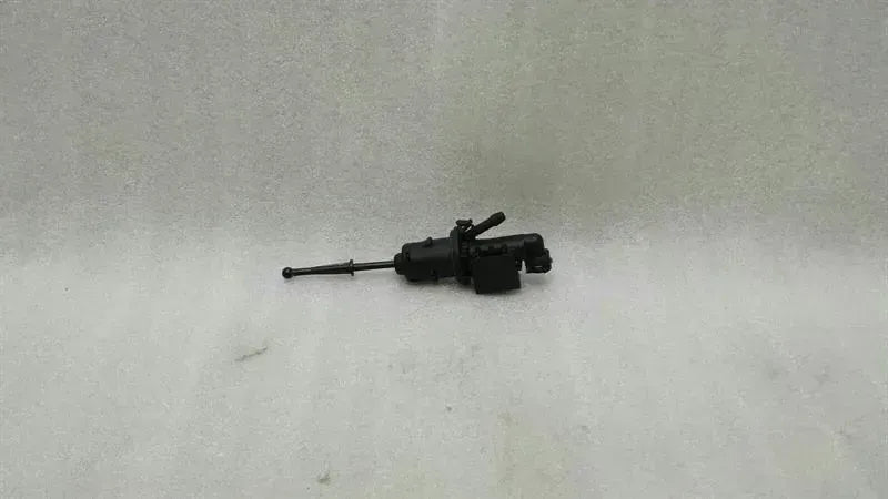 Audi S3 8P clutch master cylinder 1K0721388T clutch cylinder master cylinder