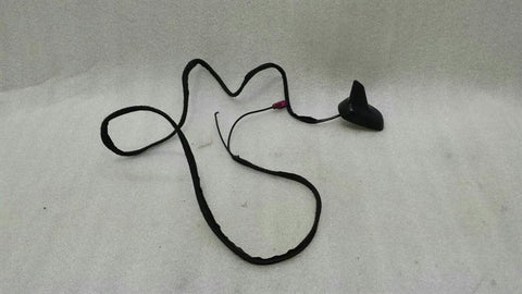 Audi S3 8P Roof Antenna 8P0035503K Roof Antenna GPS