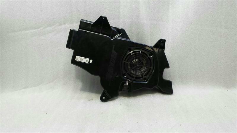 Audi S3 8P Speaker 8P3035382C Speaker BOSE Bass Box