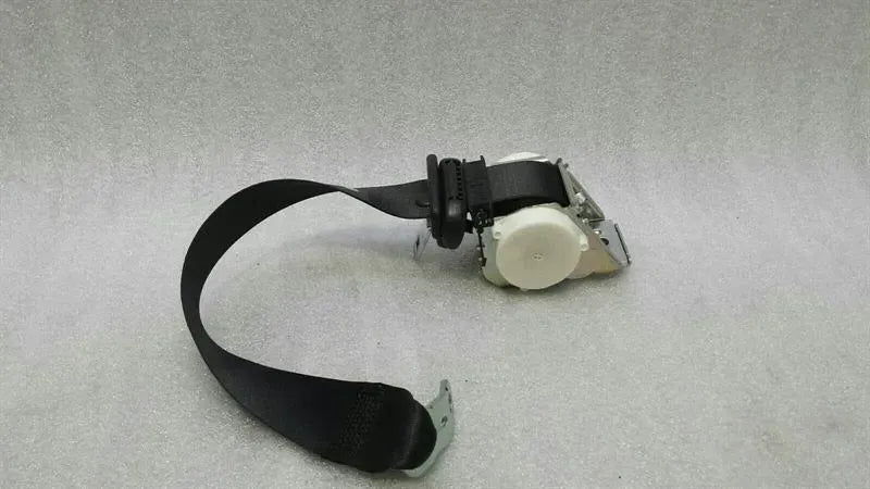 BMW 6 Series E63 rear seat belt 7918753 seat belt rear right
