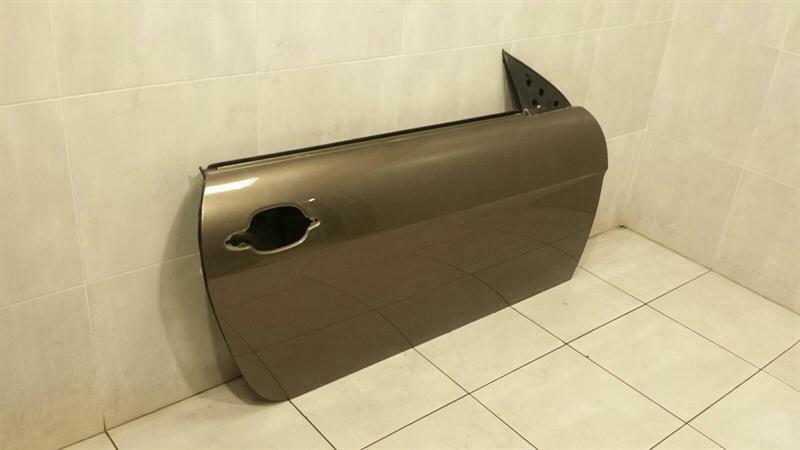 BMW 6 Series E63 right front door 72076 door front right bronze