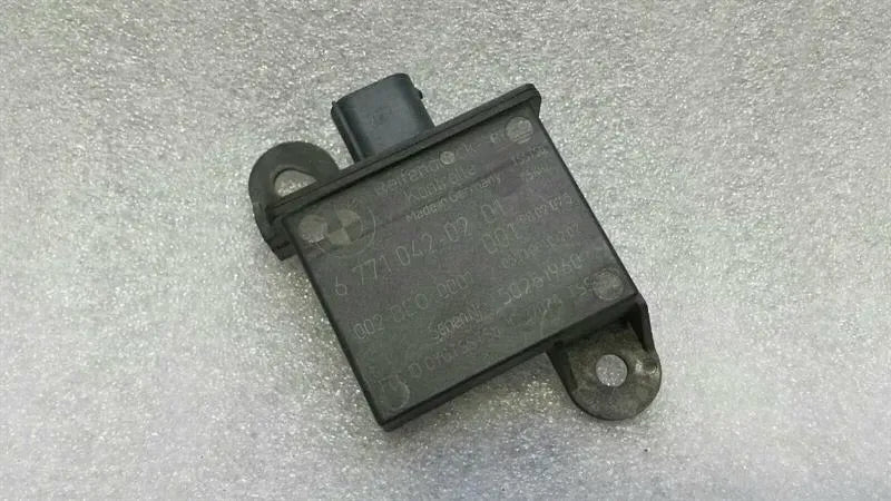 BMW 6 Series E63 Tyre Pressure Module 6771042 Tyre Pressure Control Unit TPM