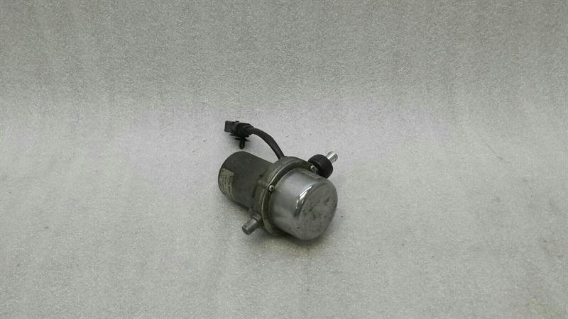 Audi RS4 8K Vacuum Pump 8E0927317H Vacuum Pump 4.2 V8