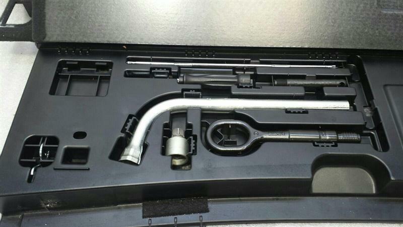 Audi A4 8K Saver Kit 8k9861529b Jack Tool Set Avant