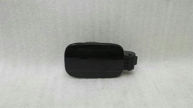 Audi A4 RS4 S4 8K fuel filler cap 8K0809857F fuel cap fuel flap avant
